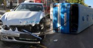 Aksaray'da yolcu minibüsüyle otomobil çarpıştı: 18 yaralı