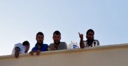 "Paramızı Alamadık" Deyip Çatıya Çıktılar