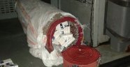 Halının İçerisindeki Kaçak Sigara Jandarmaya Takıldı