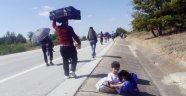 Suriyeliler Edirne'ye otobandan yürüyor
