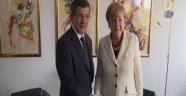 Davutoğlu-Merkel görüşmesinde Suriyeli sığınmacı krizi ele alındı