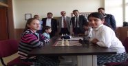 Cumhuriyet İlkokulu'na satranç sınıfı