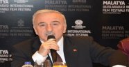 Vali Kamçı Film Festivalini Değerlendirdi