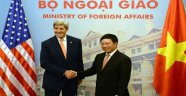 ABD Dışişleri Bakanı Kerry Vietnam'da