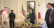Abe Suudi Dışişleri Bakanı Al Suud ile görüştü