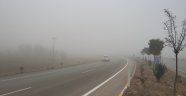 Afyonkarahisar'da sis sürücülere zor anlar yaşattı