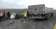 Ağrı'da feci kaza: 1'i bebek 4 ölü, 1 yaralı