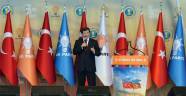 Ahmet Davutoğlu, AK Parti Genel Başkanı seçildi