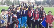 Akşemseddin İşitme Engelliler Ortaokulu erkek takımı Türkiye şampiyonu oldu