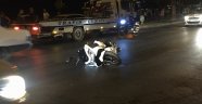 Alanya'da motosiklet yayaya çarptı: 3 yaralı