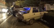 Alkollü sürücü kırmızı ışıkta bekleyen araca çarptı: 1 ağır yaralı