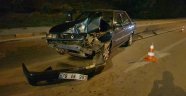 Alkollü sürücü sivil polis aracına çarptı: 1 yaralı