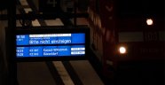 Almanya'daki tüm tren seferleri iptal edildi