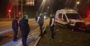 Ambulans ile otomobil çarpıştı: 5 yaralı
