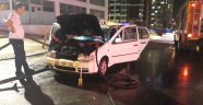Ankara'da seyir halindeki otomobil alev aldı