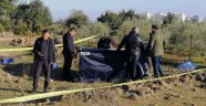 Antalya'da boş arazide erkek cesedi bulundu