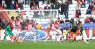 Antalyaspor: 1 Evkur Yeni Malatyaspor: 1 (İlk yarı)