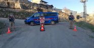 Ardahan'da bir köy karantinaya alındı