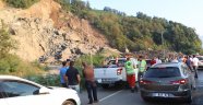 Artvin'de heyelan: 2'si asker 3 yaralı