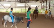 Atlı Terapi Merkezine İlgi Her Geçen Gün Artıyor