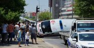 Aydın'da ambulans devrildi 6 yaralı