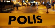 Baba evine dönen kız kardeşini öldürdü