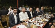 Bakan Tüfenkci, Sahurda AK Partili Gençlerle Bir Araya Geldi