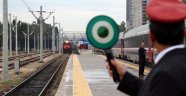 Bakü-Tiflis-Kars Demiryolu'nda ilk tren 10 saat erken ulaştı