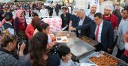 Başkan Gürkan, iftar çadırında vatandaşlarla bir araya geldi