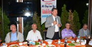 Belediye Başkanı Ahmet Çakır, sivil toplum kuruluşu temsilcileriyle iftar yemeğinde bir araya geldi.