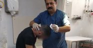 Bıçaklı saldırıya uğrayan genç hastanelik oldu