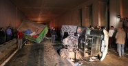 Bolu'da otomobil traktöre arkadan çarptı: 7 yaralı