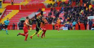  Boutaib'ten ilk yarıda 9 gol