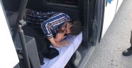 Çaldığı otobüsün içinde uyurken yakalandı