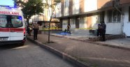 Cam silerken 6. kattan düşerek hayatını kaybetti