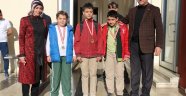 Çamlıca Okulları öğrencileri satranç turnuvasında ikinci oldu
