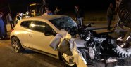 Çankırı'da otomobil traktöre çarptı: 2 ölü