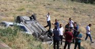 Çarparak uçuruma yuvarladığı araçtaki şahsı öldürdü