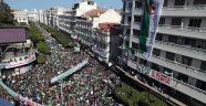 Cezayir'de en büyük Buteflika karşıtı eylem