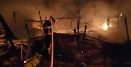 Çıkan yangın lokantayı küle çevirdi