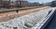 Çoruh Nehri buz tuttu