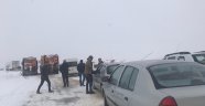 Darende'de kar etkili oluyor