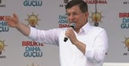 Davutoğlu: 'Bir daha seçilmiş Başbakanı idama gönderemeyecekler'