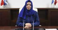 Diyanet'in ilk kadın başkan yardımcısı Martı görevine başladı