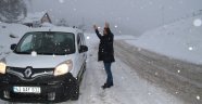 Domaniç'te kar yağışı ulaşımı olumsuz etkiliyor