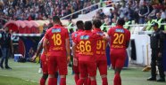Dünya Engelliler Günü'nde engelli çocuklara sürpriz hediyeler
