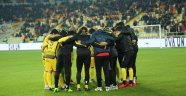 E. Yeni Malatyaspor, Akhisarspor karşısında puan arayacak