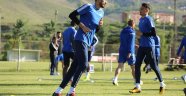 E. Yeni Malatyaspor, Erzurumspor maçının taktiğini çalıştı