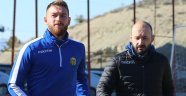 E.Yeni Malatyaspor'da Ömer Şişmanoğlu şoku