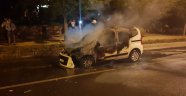 Elazığ'da seyir halindeki araç yandı